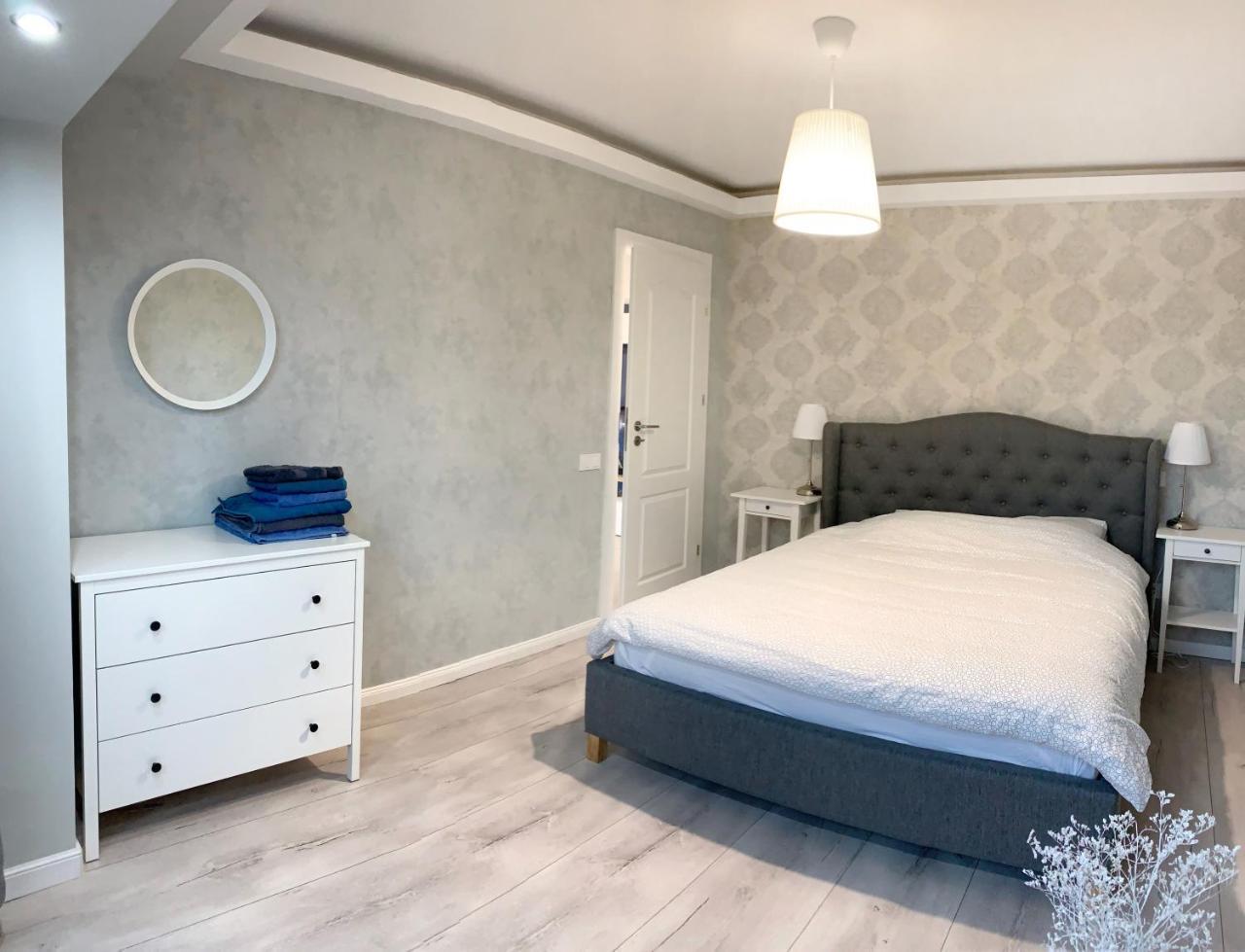 Appartamento Zebra'S House Bucarest Esterno foto